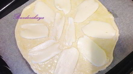 Рецепт пиццы с грушей и горгонзолой