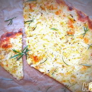 Рецепт Пиццы с картофелем и пряными травками