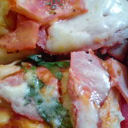 Рецепт Пиццы с маслинами и маасдамом