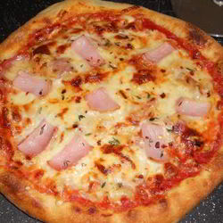 Рецепт Пиццы с мясом и помидорами