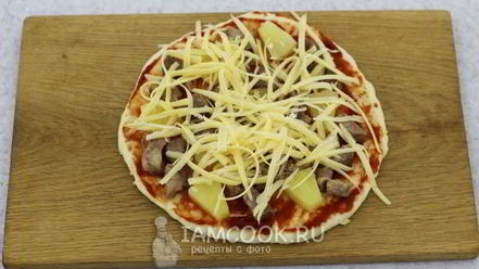 Рецепт пиццы со свининой и ананасами