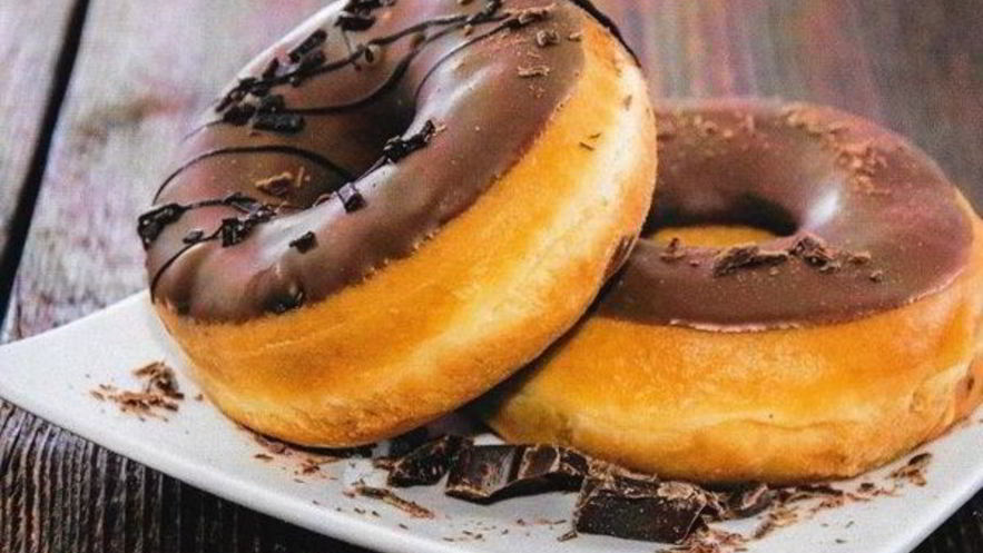 Рецепт домашних пончиков с шоколадной пастой