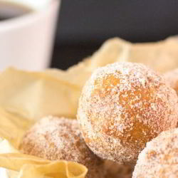 Рецепт Пончиков на молоке без дрожжей