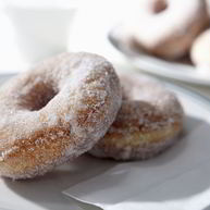 Рецепт Пончиков на сгущенке