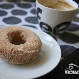 Рецепт Пончиков с ванильной глазурью и посыпкой