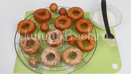 Рецепт пончиков сахарных с глазурью