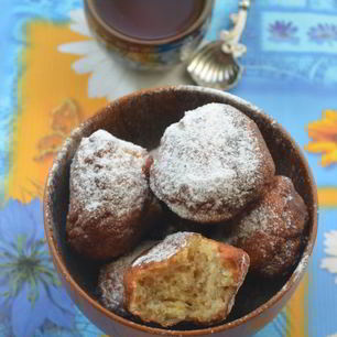 Рецепт Творожных пончиков с малиной