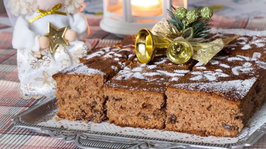 Рецепт медовой пряной коврижки с грецкими орехами