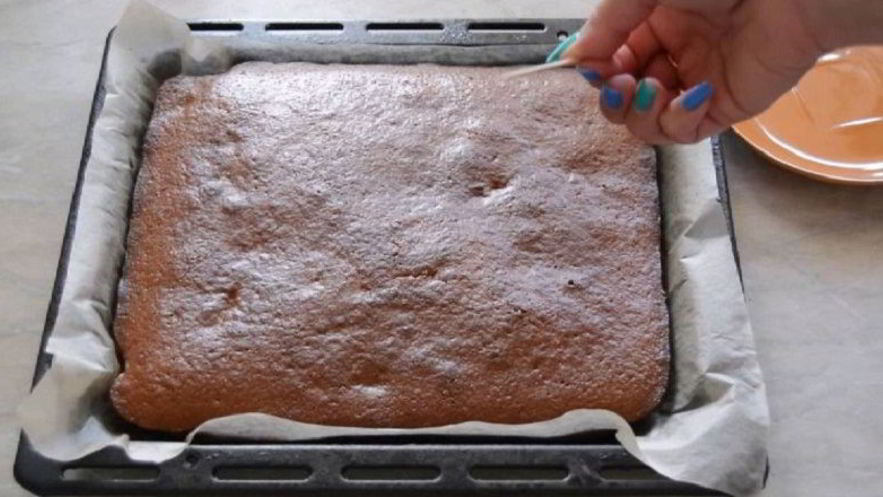 Рецепт постной коврижки с вареньем