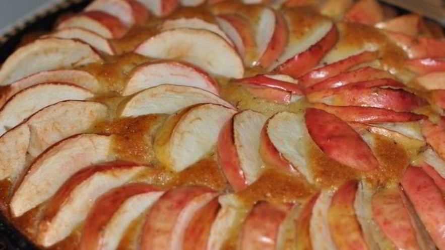 Рецепт постной коврижки с яблоками