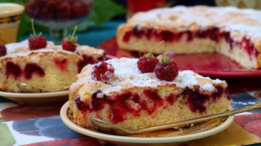 Рецепт малиновой шарлотки