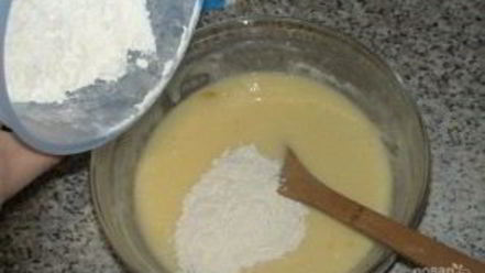 Рецепт очень вкусной шарлотки с яблоками