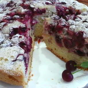 Рецепт Пирога с вишней в мультиварке типа шарлотка