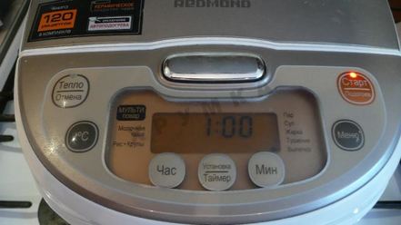 Рецепт пирога с вишней в мультиварке типа шарлотка