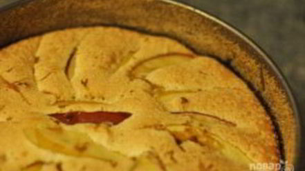 Рецепт шарлотки из яблок в духовке