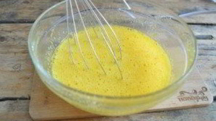 Рецепт шарлотки классической с яблоками