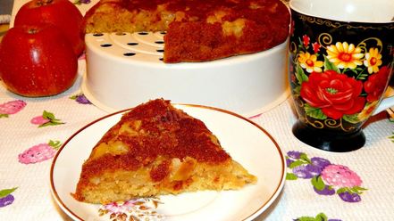 Рецепт шарлотки на кефире в мультиварке