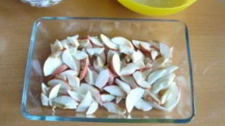 Рецепт шарлотки на сметане