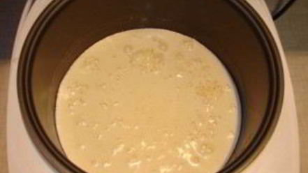 Рецепт шарлотки с ананасами в мультиварке