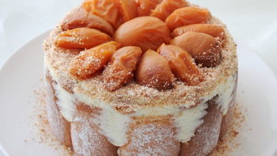 Рецепт шарлотки с английским ванильным кремом