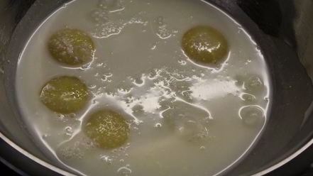 Рецепт шарлотки с английским ванильным кремом