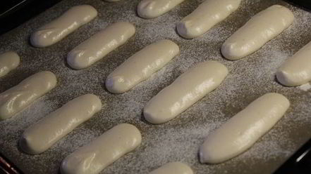 Рецепт шарлотки с английским ванильным кремом