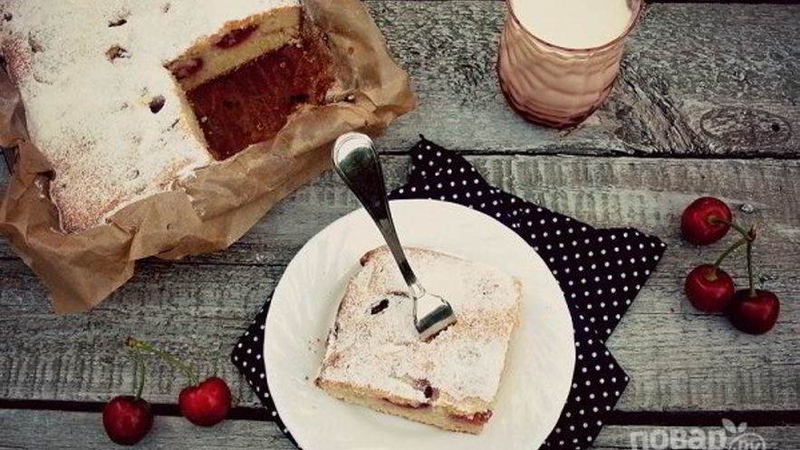 Рецепт шарлотки с черешней