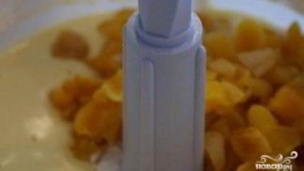 Рецепт шарлотки с курагой