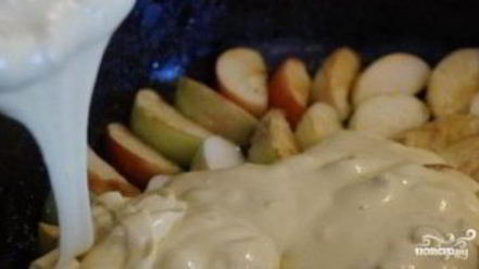 Рецепт шарлотки с курагой