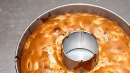 Рецепт шарлотки с вареньем