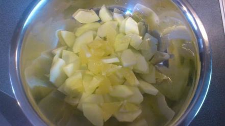 Рецепт шарлотки с яблоками и лимонами