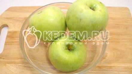 Рецепт шарлотки с яблоками