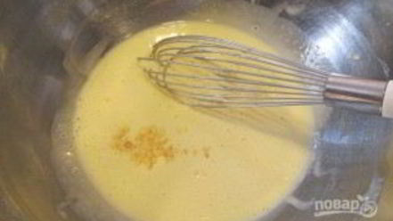 Рецепт теста на шарлотку с яблоками