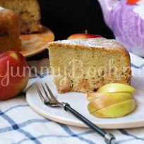 Рецепт Яблочной шарлотки в мультиварке