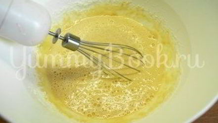 Рецепт яблочной шарлотки в мультиварке