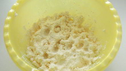 Рецепт штруделя из творожного теста с яблоками и клюквой