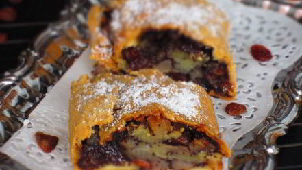 Рецепт штруделя с грушами, изюмом и маком