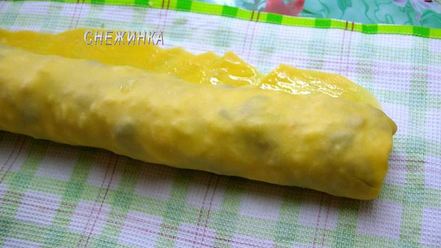 Рецепт штруделя с картофелем и грибами в сливочно-сырном соусе