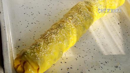 Рецепт штруделя с картофелем и грибами в сливочно-сырном соусе