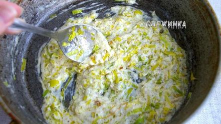 Рецепт штруделя с картофелем и грибами в сливочно-сырном соусе