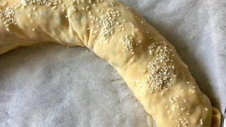 Рецепт штруделя с лососем, фасолью и рикоттой