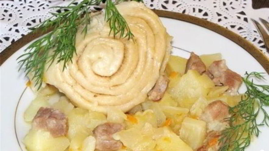 Рецепт штруделя с мясом и картошкой