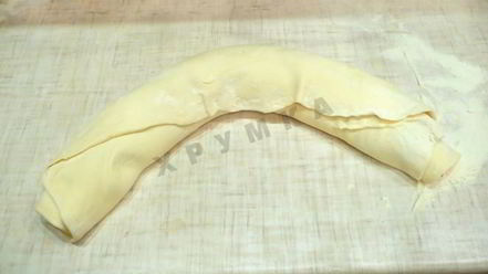 Рецепт штруделя с мясом из слоеного теста