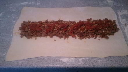 Рецепт штруделя с мясом