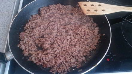 Рецепт штруделя с мясом