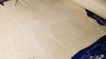 Рецепт штруделя с творогом и вишней