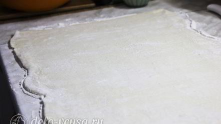 Рецепт штруделя с вишней из слоеного теста