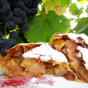 Рецепт Штруделя с яблочно-грушевой начинкой