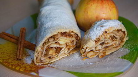 Рецепт штруделя с яблоками и изюмом