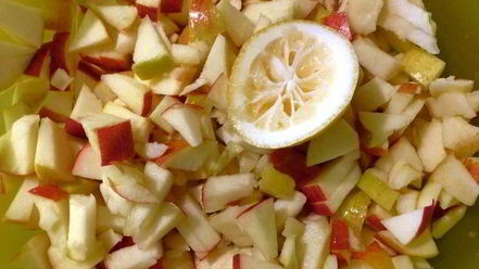 Рецепт штруделя с яблоками и вишней